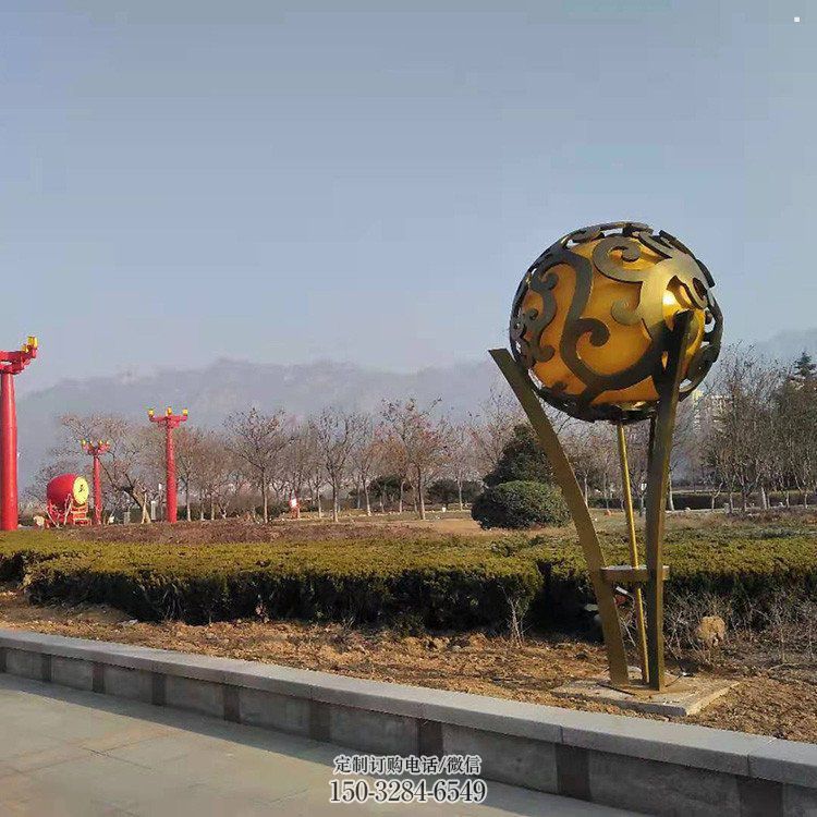 空心球雕塑生產(chǎn)商，動態(tài)雕塑，鏤空空心球雕塑定制
